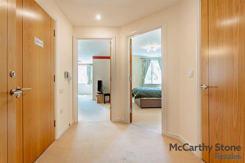 Additional image 7 of 1 bed flat for saleBarnhill Court, Barnhill Road, Chipping Sodbury, Bristol BS37