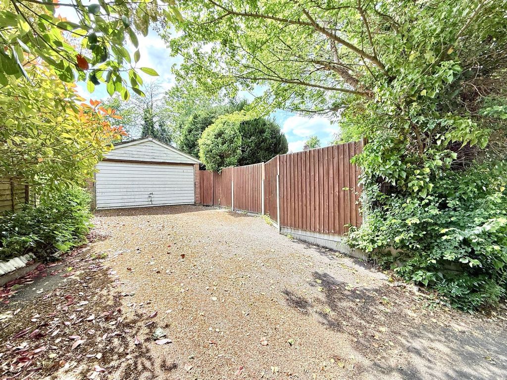 Additional image 14 of 4 bed detached house for saleGrays Lane, Ashtead KT21