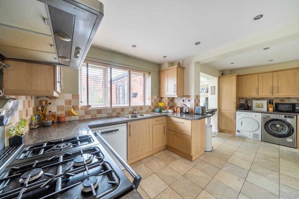Bishopslea Close, Wells, BA5 photo 3