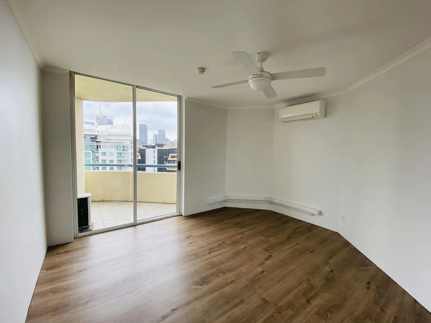39/57 Lambert Street, Kangaroo Point QLD 4169 photo 4