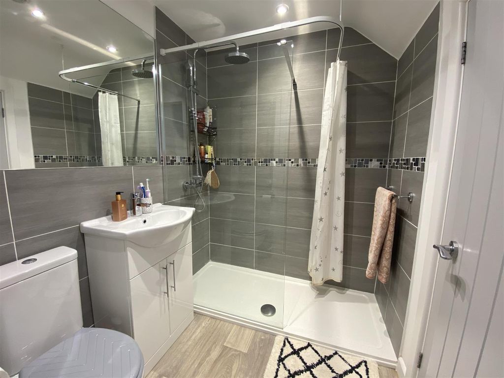 Additional image 4 of 2 bed flat for saleAdam Street, Kidderminster DY11