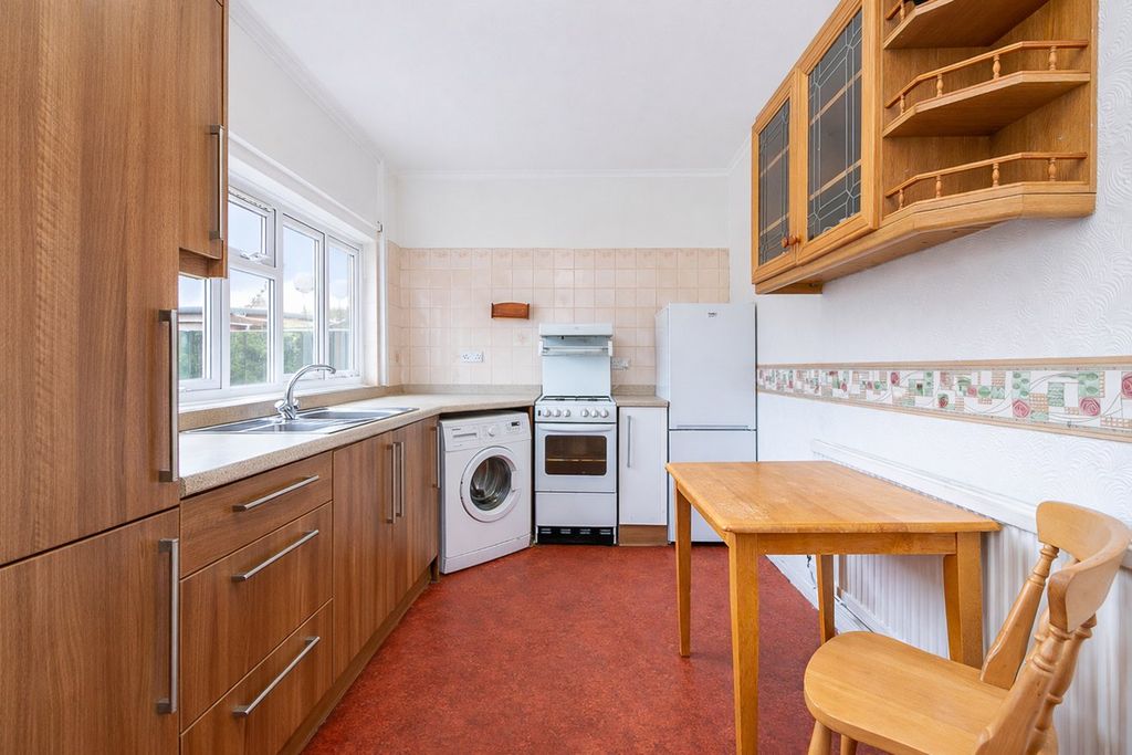Additional image 5 of 3 bed terraced house for salePark Drive, Baldock SG7