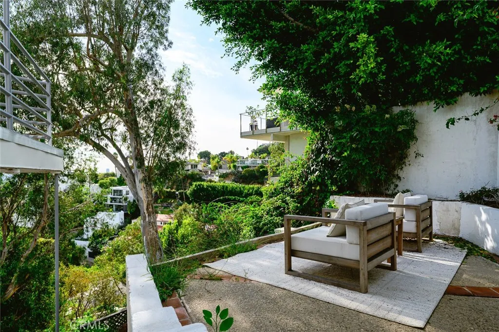 Additional image 35 of 8448 Franklin, Los Angeles, CA 90069