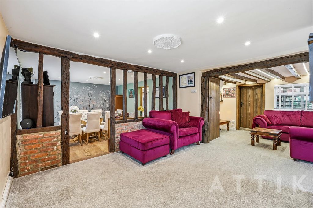 Additional image 2 of 5 bed equestrian for saleBarnaby Green, Wangford, Beccles NR34