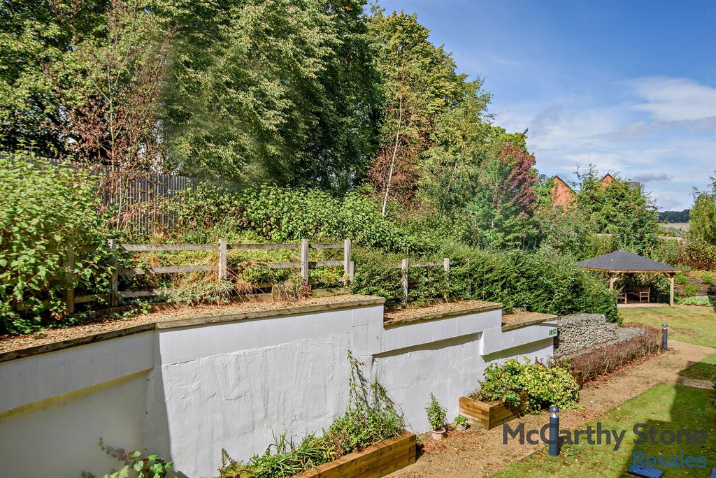 Additional image 39 of 1 bed flat for saleWayfarer Place, The Dean, Alresford SO24