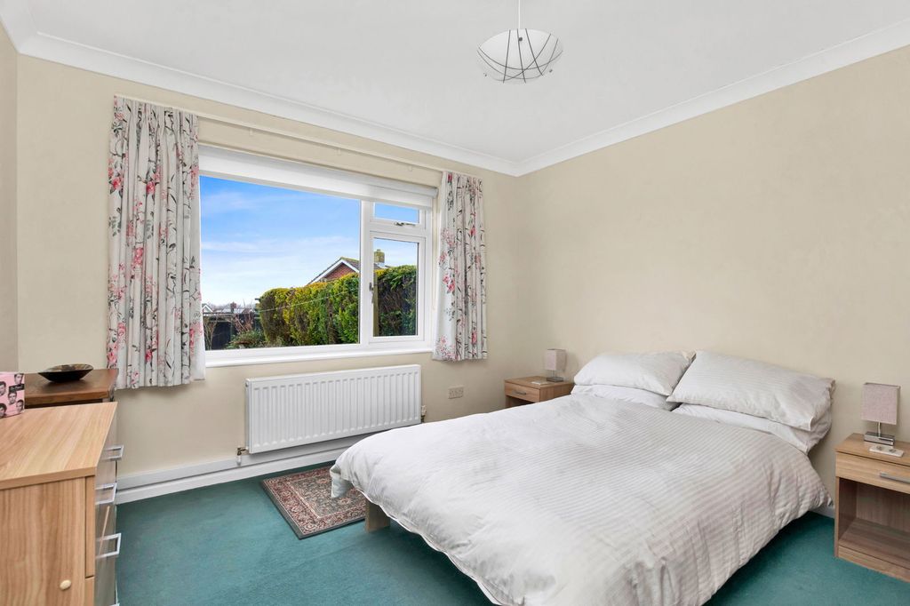 Additional image 11 of 3 bed bungalow for saleBramble Hill, Alresford, Hampshire SO24