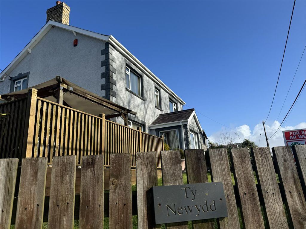 Additional image 2 of 4 bed detached house for saleCapel Seion, Aberystwyth SY23