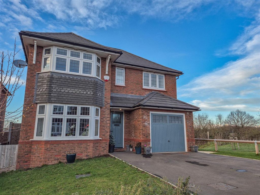 4 bed detached house for saleKingscote Drive, Berkeley GL13