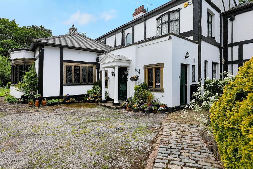 Additional image 75 of 4 bed country house for saleWesterhill House, Westerhill, Ashton-Under-Lyne OL7