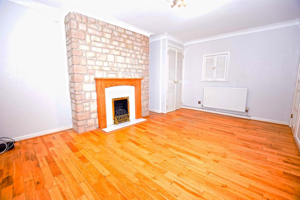 Additional image 4 of 2 bed maisonette for saleMckenzie Road, Chatham ME5