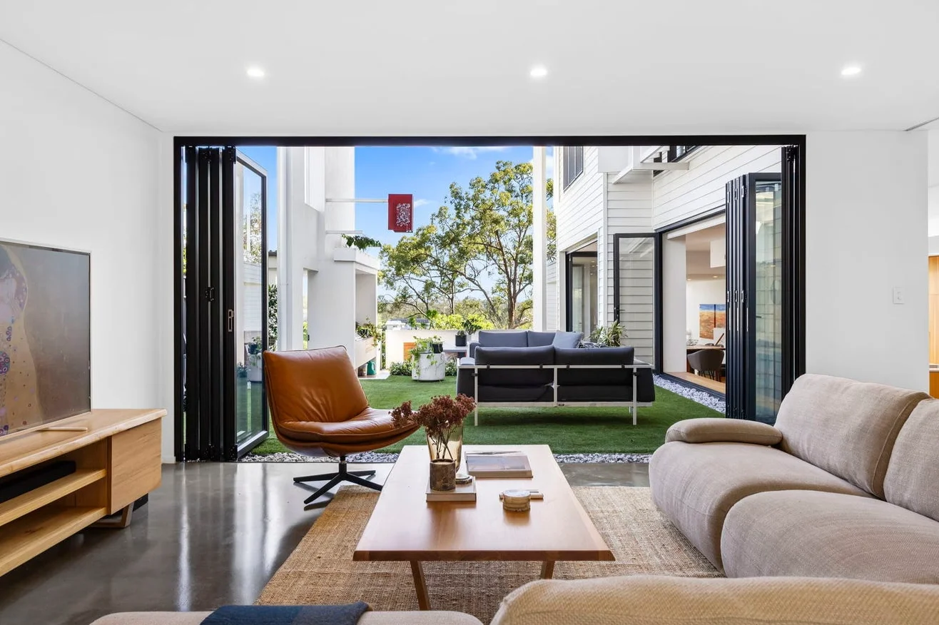 Additional image 3 of 30 Orchard Terrace, St Lucia QLD 4067