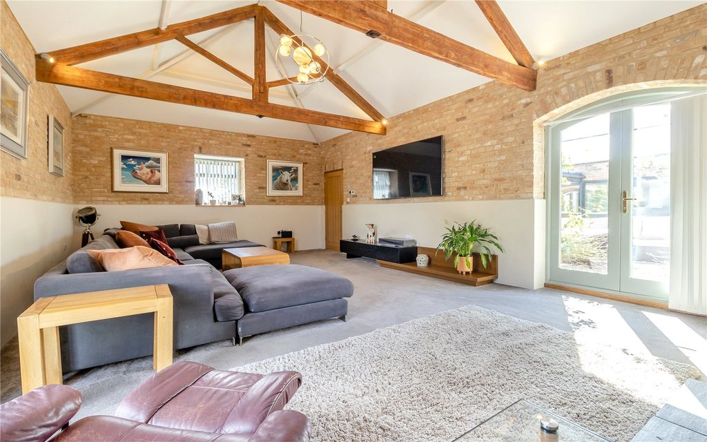 Additional image 11 of 4 bed bungalow for saleThe Barn, Hunters Yard, Horncastle Road, Caistor, Market Rasen LN7