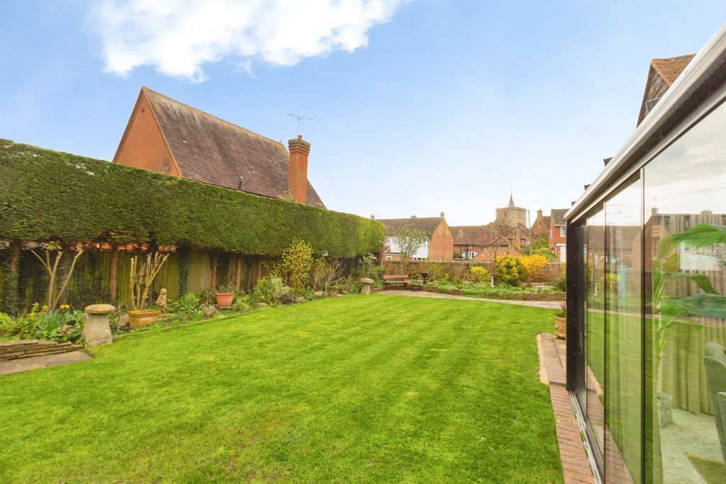 Additional image 27 of 4 bed detached house for saleParsons Lane, Bierton, Aylesbury HP22