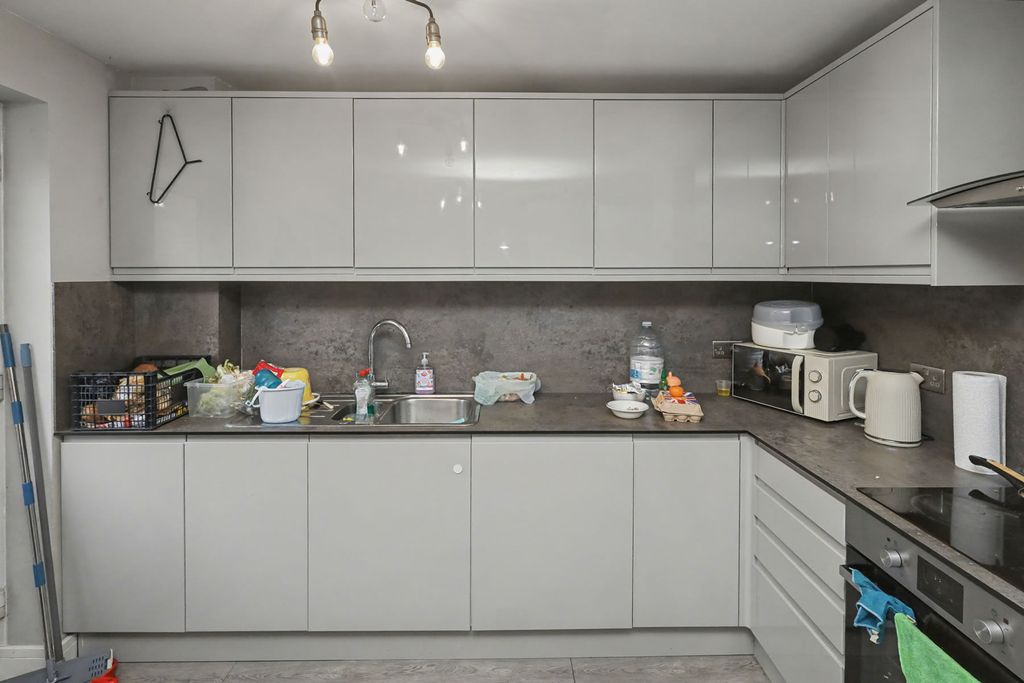 Additional image 3 of 2 bed terraced house for saleMarkwell Wood, Harlow, Essex CM19