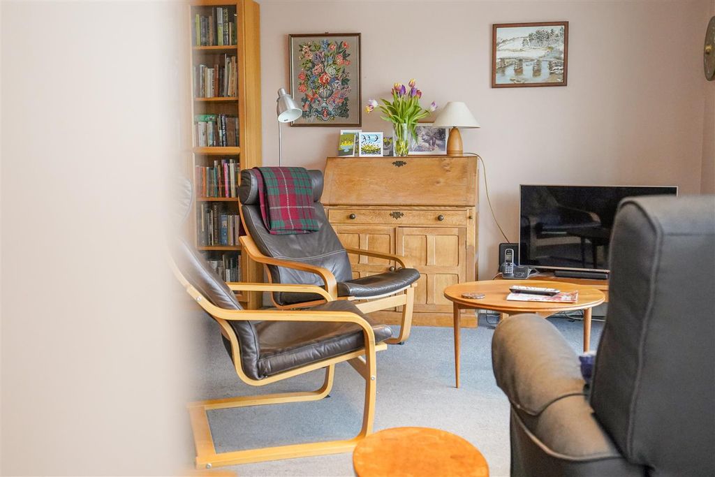 Additional image 5 of 2 bed flat for saleNew Road, Bideford EX39
