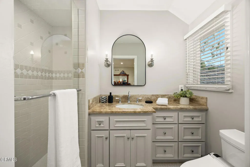 Additional image 119 of 555 Meadow Grove Street, La Canada Flintridge, CA 91011