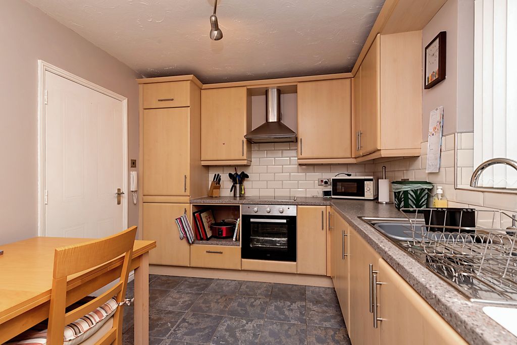 Additional image 4 of 2 bed flat for saleHalliard Court, Barquentine Place, Cardiff CF10