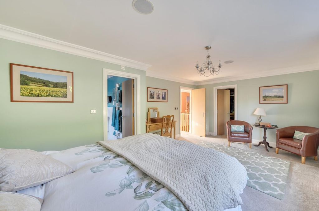 Additional image 20 of 5 bed detached house for saleChipstead Way, Banstead SM7