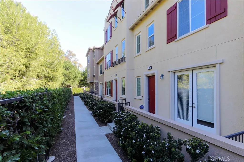47 Aliso Ridge Loop, Mission Viejo, CA 92691 photo 4