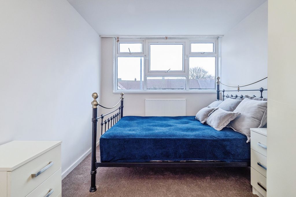 Additional image 7 of 2 bed flat for saleMelville Street, Hull HU1