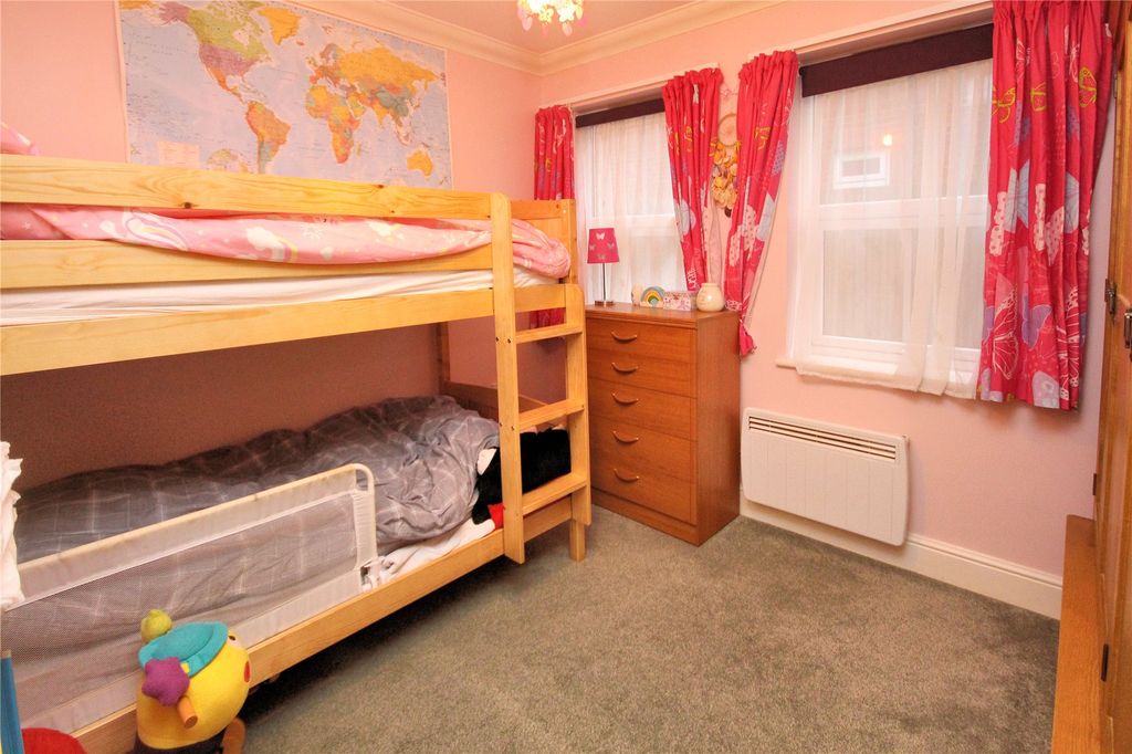 Additional image 5 of 2 bed flat for saleWoking, Surrey GU21