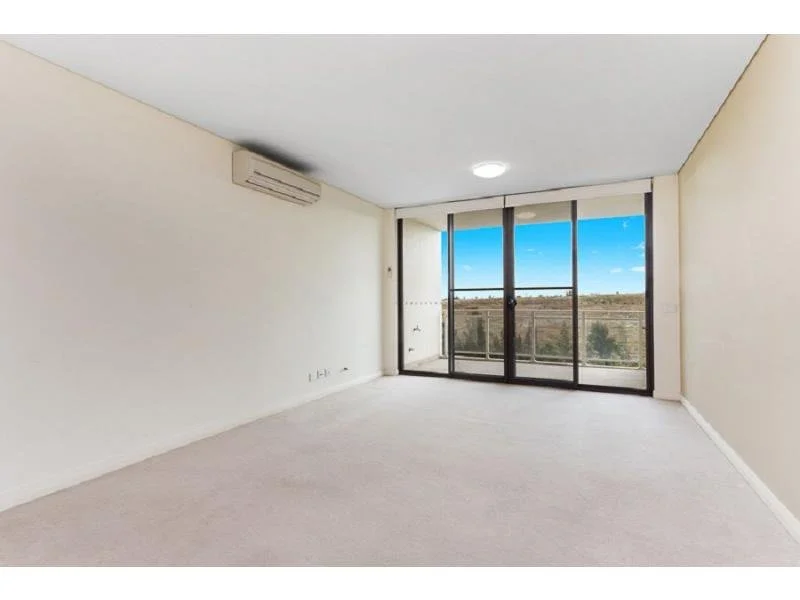 608/27 Hill Road, Wentworth Point NSW 2127