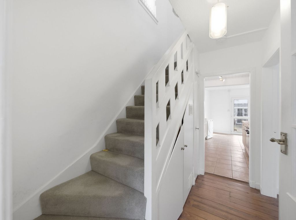 Additional image 14 of 3 bed semi-detached house for sale16 Juniper Avenue, Juniper Green, Edinburgh EH14