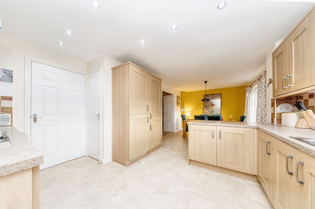 Additional image 10 of 4 bed detached house for saleRussell Drive, Bathgate EH48