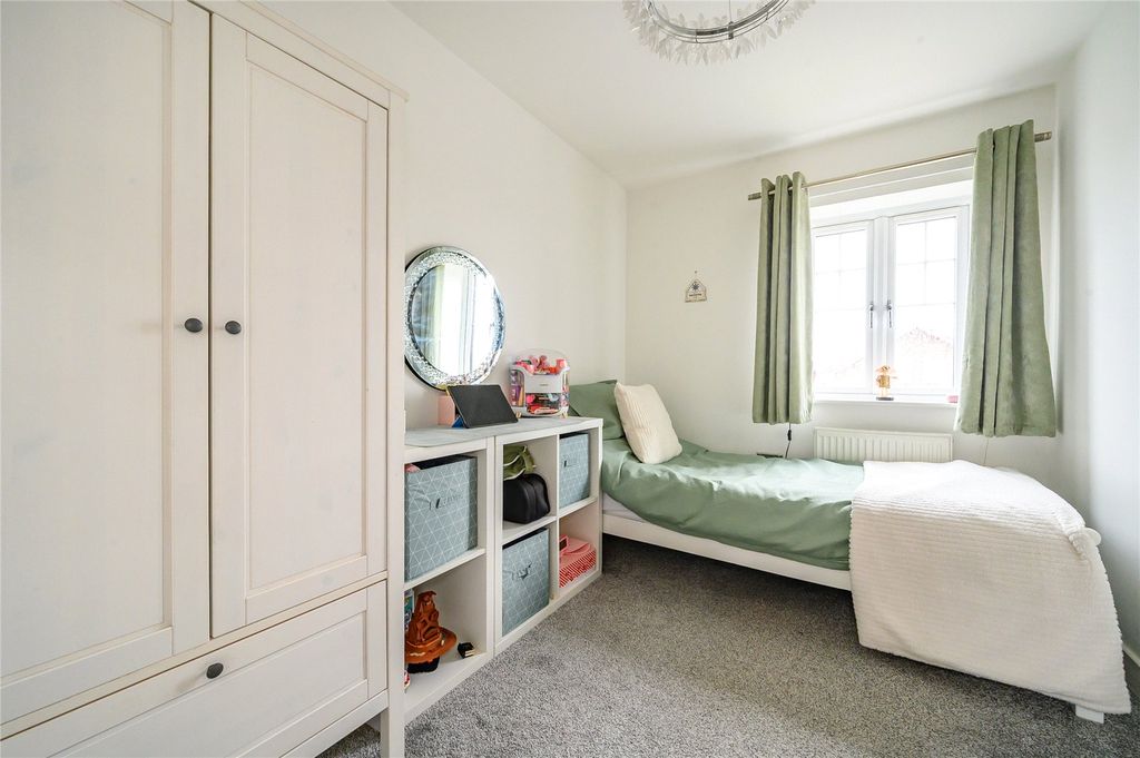 Additional image 12 of 3 bed semi-detached house for saleOakwell Croft, Batley, West Yorkshire WF17