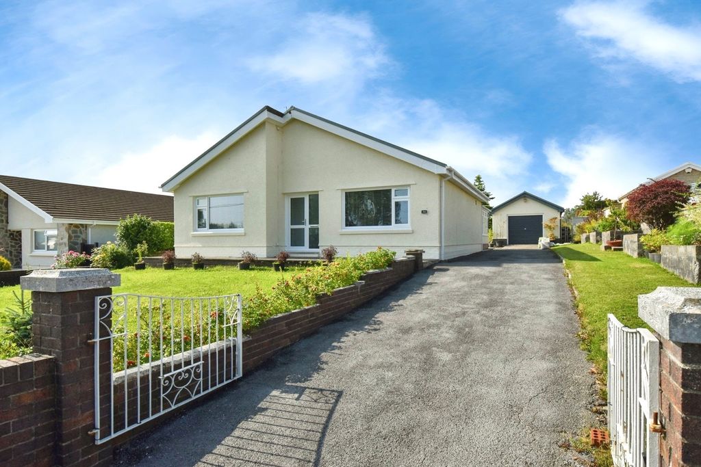 Additional image 17 of 3 bed bungalow for saleHendre Road, Tycroes, Ammanford, Carmarthenshire SA18