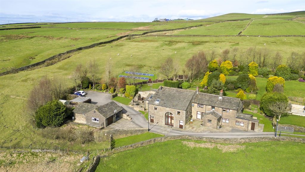 6 bed detached house for saleTunstead, Bacup, Rossendale, Lancashire OL13
