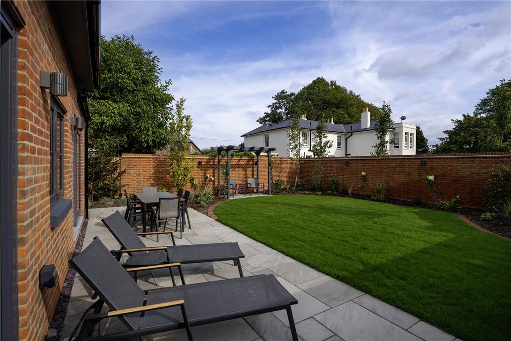 Additional image 22 of 2 bed detached house for saleThe Gatehouse, Millwood, Emsworth, West Sussex PO10