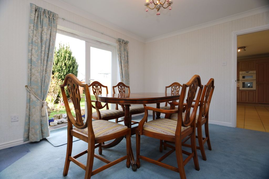 Additional image 12 of 4 bed property for saleMarine Drive, Barry CF62