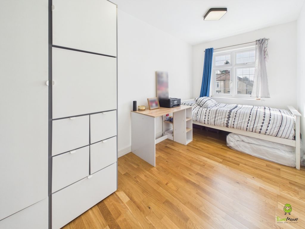 Additional image 12 of 4 bed semi-detached house for saleLong Lane, Bexleyheath DA7
