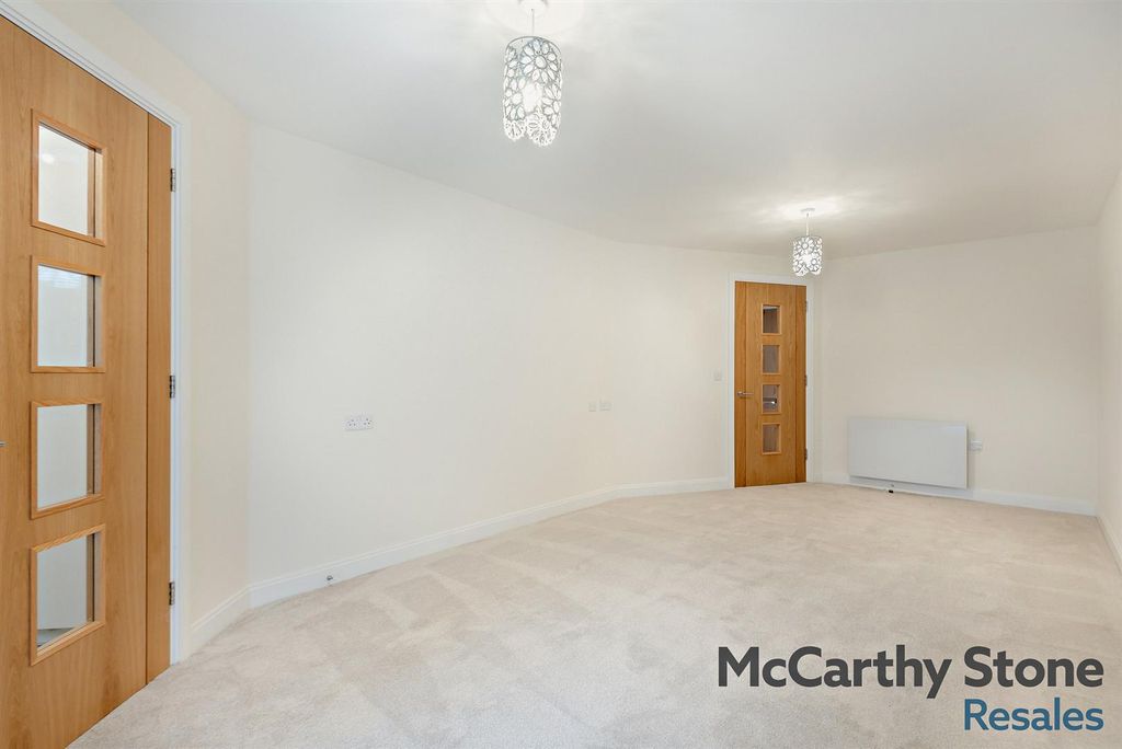Additional image 3 of 1 bed flat for saleWayfarer Place, The Dean, Alresford SO24