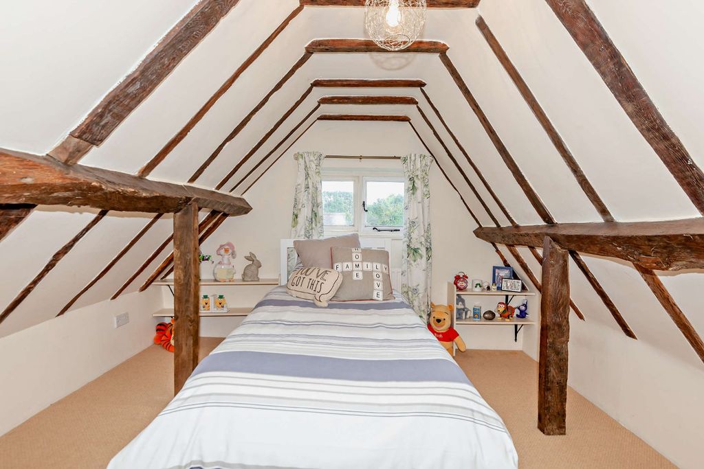 Additional image 15 of 6 bed detached house for saleEast Street, Billingshurst, West Sussex RH14