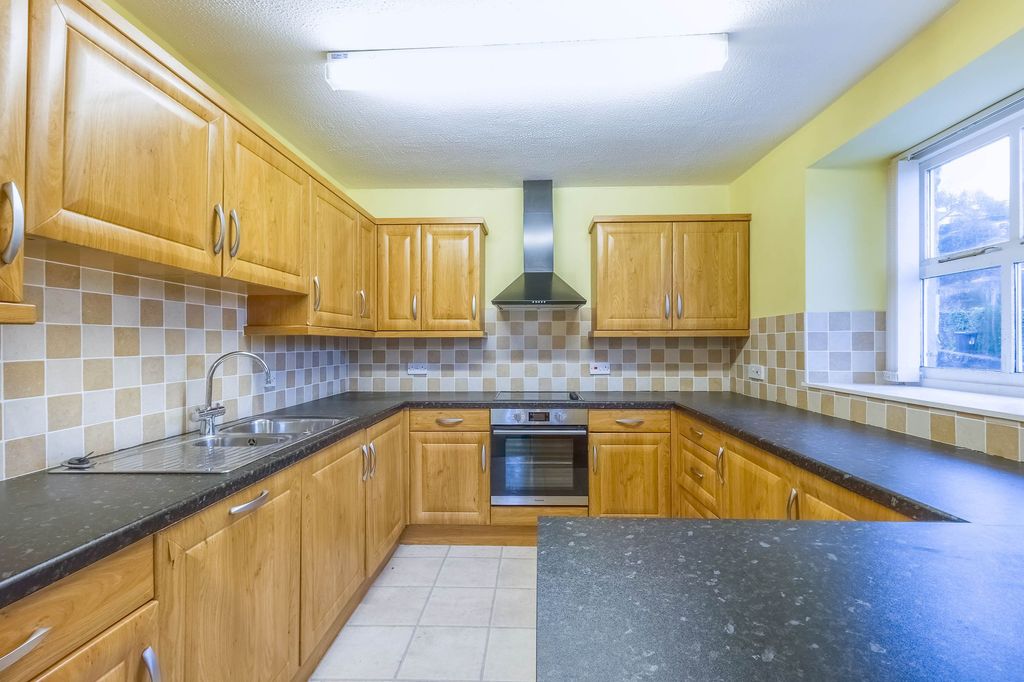 Additional image 5 of 2 bed flat for sale19 High Fellside, Kendal LA9