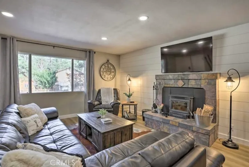 Additional image 38 of 304 E Fairway Blvd, Big Bear City, CA 92314