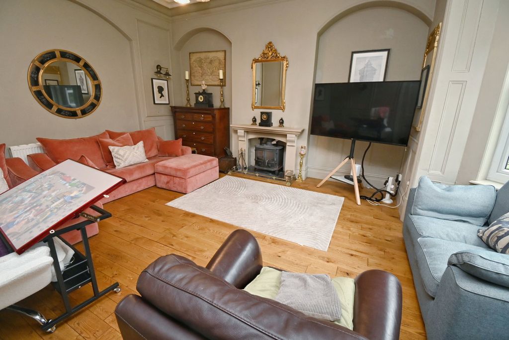 Additional image 11 of 5 bed detached house for saleLund Hill Lane, Royston, Barnsley S71
