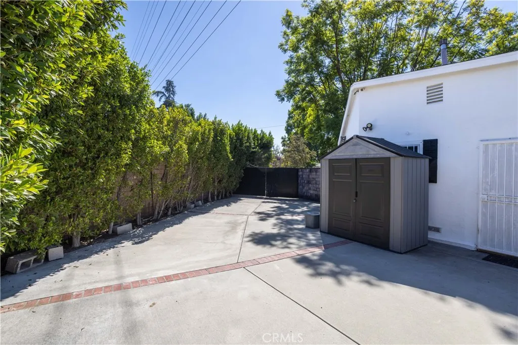 Additional image 70 of 11117 Sylvan St, North Hollywood, CA 91606