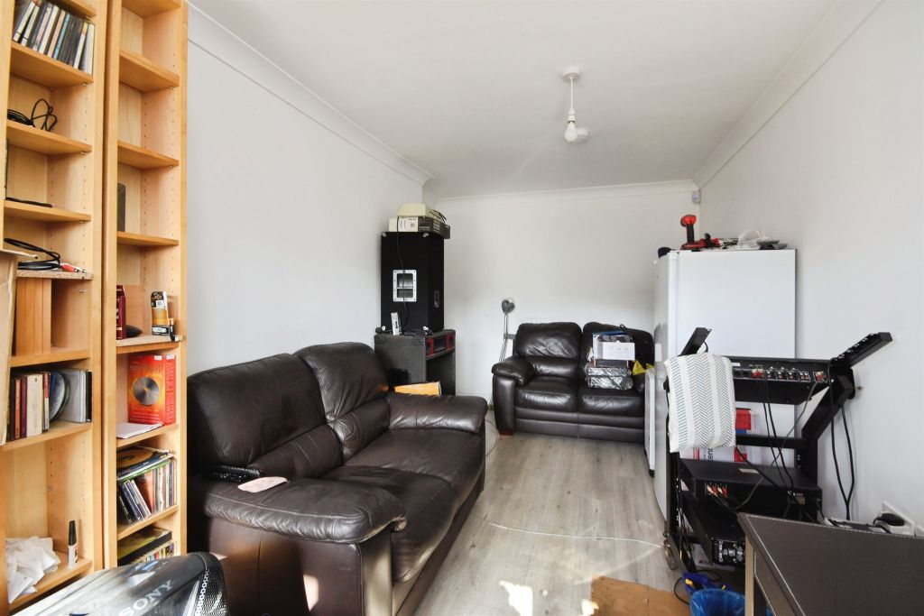 Additional image 3 of 3 bed maisonette for saleSouthwark Path, Basildon SS14