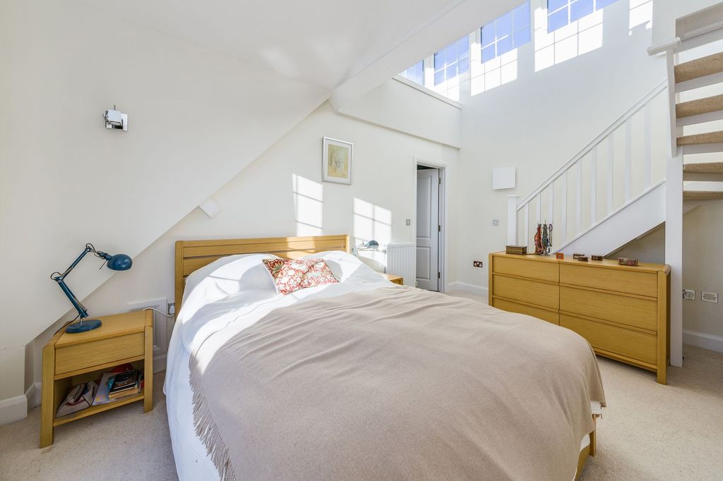 Additional image 19 of 2 bed penthouse for saleCoopers Lane, Abingdon OX14