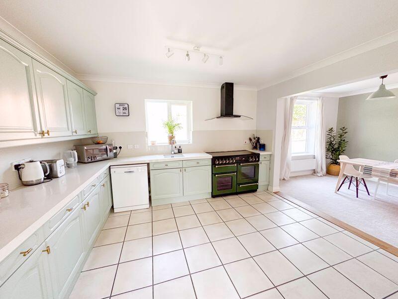 Additional image 8 of Chestnut Parade, Shepton Mallet
