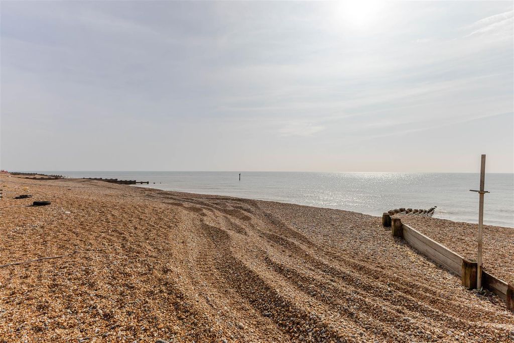 Additional image 27 of 3 bed flat for saleMarina, Bexhill-On-Sea TN40