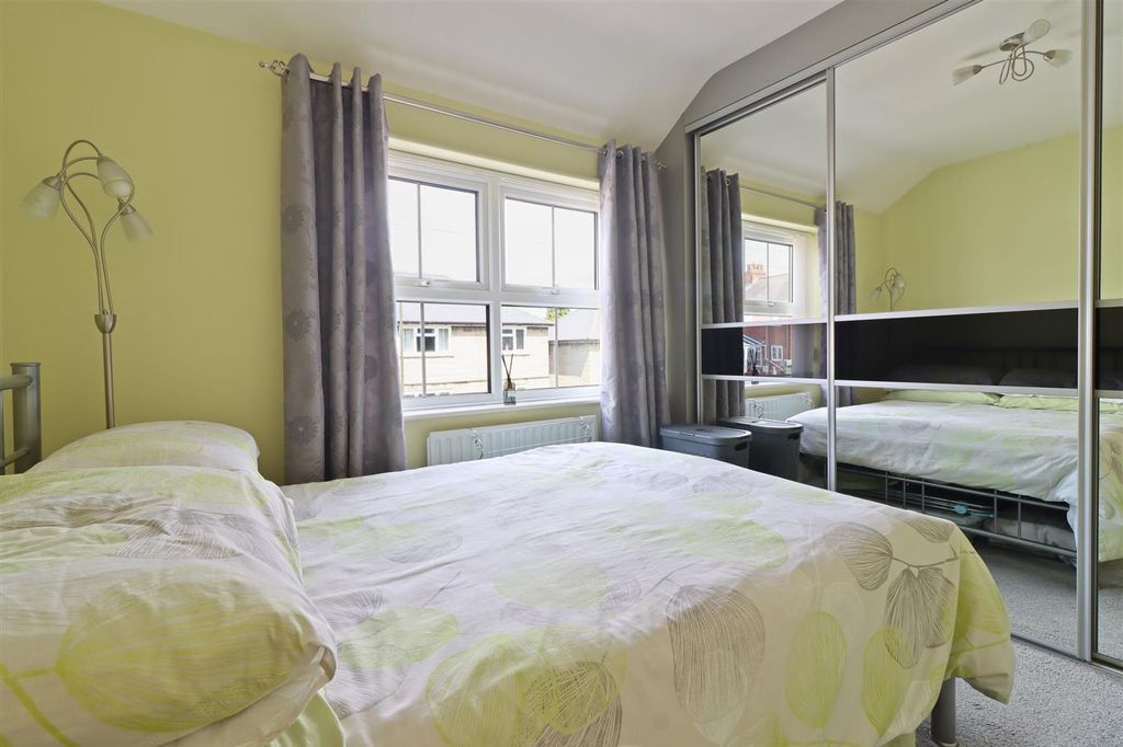 Additional image 15 of 3 bed detached house for saleTapton View Road, Chesterfield S41