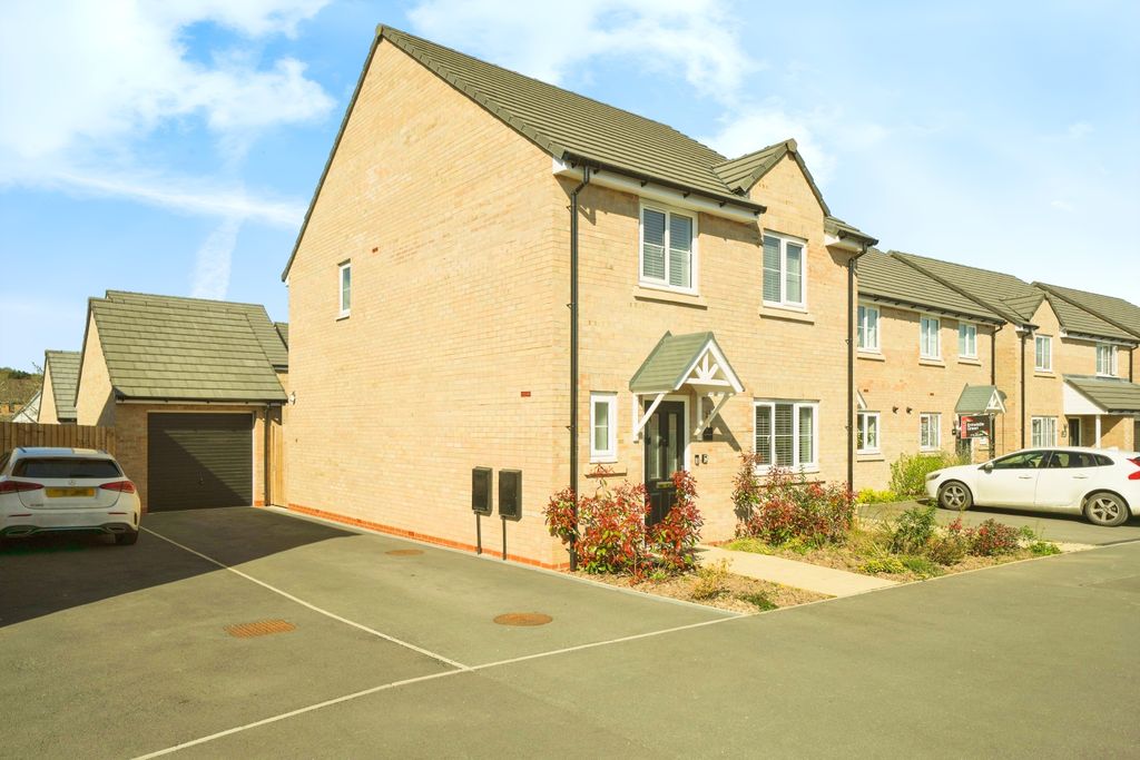 Additional image 2 of 4 bed detached house for saleActons Wood Lane, Runcorn WA7