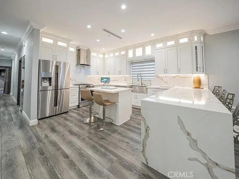 Additional image 22 of 430 N Parish Pl, Burbank, CA 91506