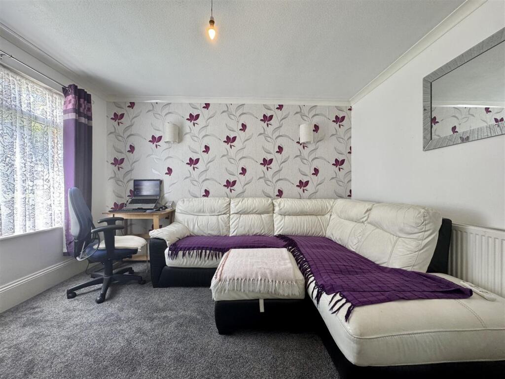 Additional image 3 of Wast Hill Grove, Birmingham