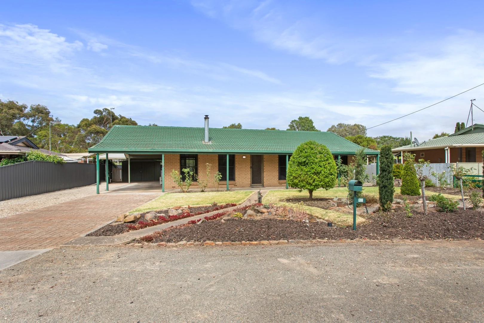 16 Fairfield Dr, Strathalbyn SA 5255