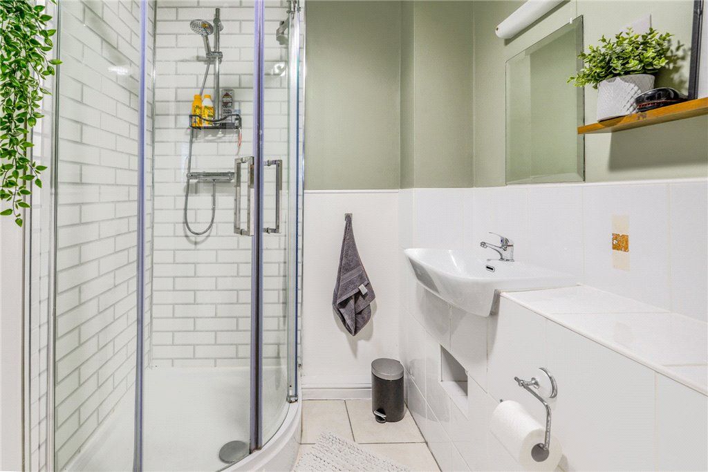 Additional image 7 of 2 bed flat for saleSycamore Avenue, Bingley, West Yorkshire BD16